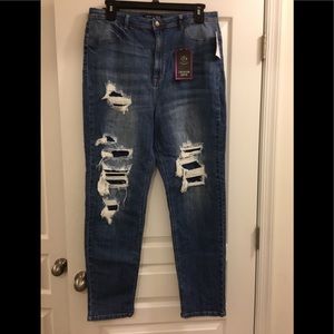 Fashion Nova medium blue denim jeans.